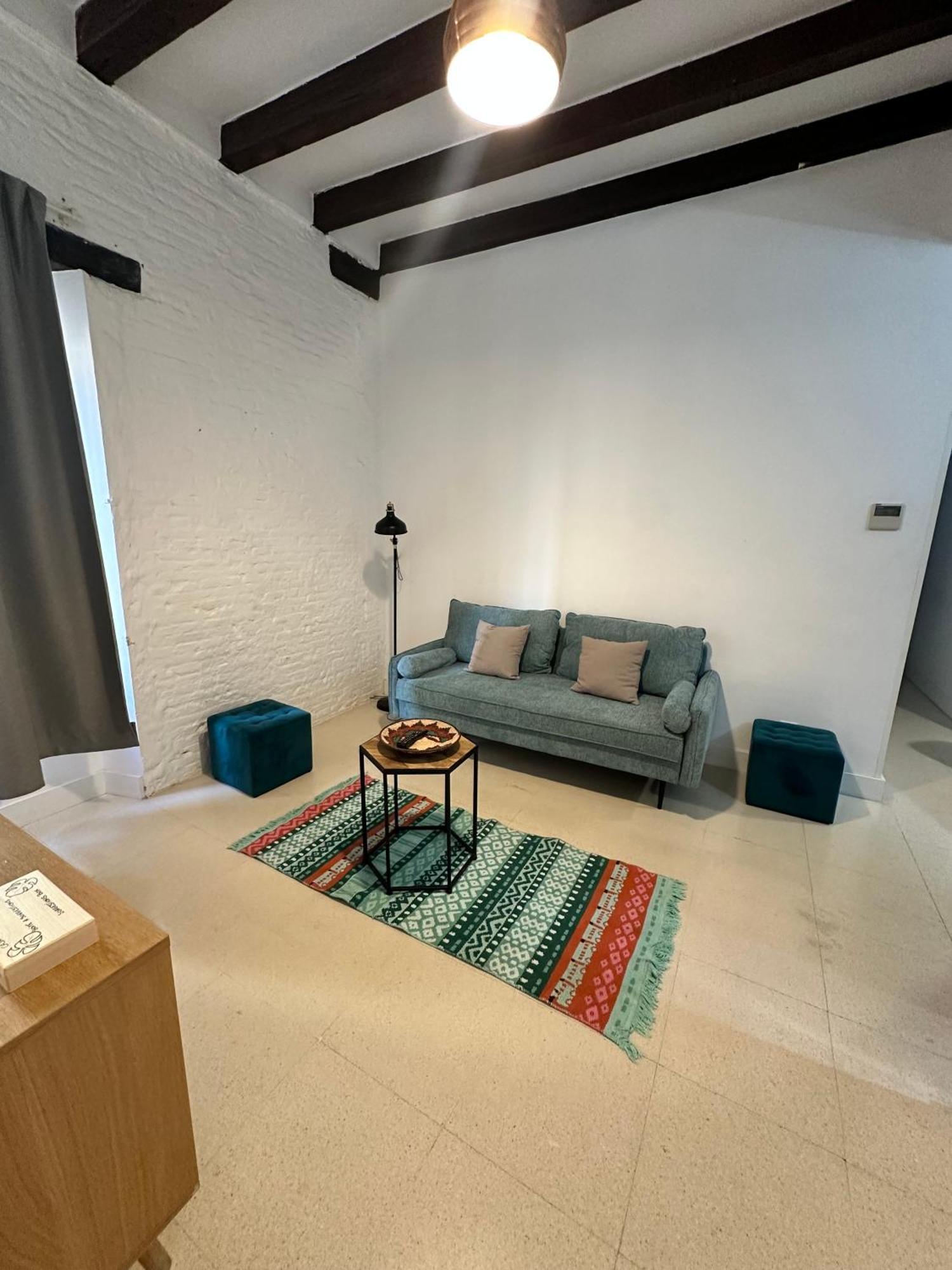 Almazen Apartamentos, Arrayan 23 Севилья Экстерьер фото