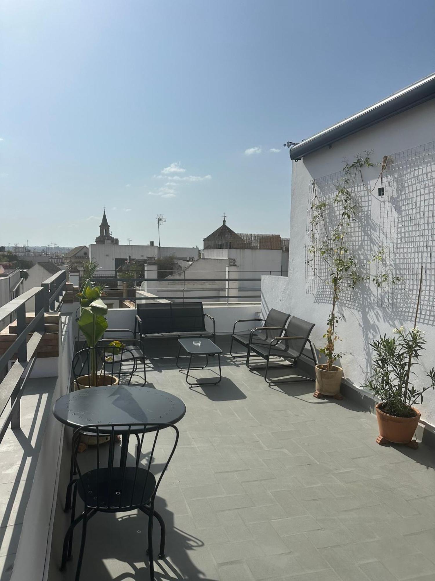 Almazen Apartamentos, Arrayan 23 Севилья Экстерьер фото