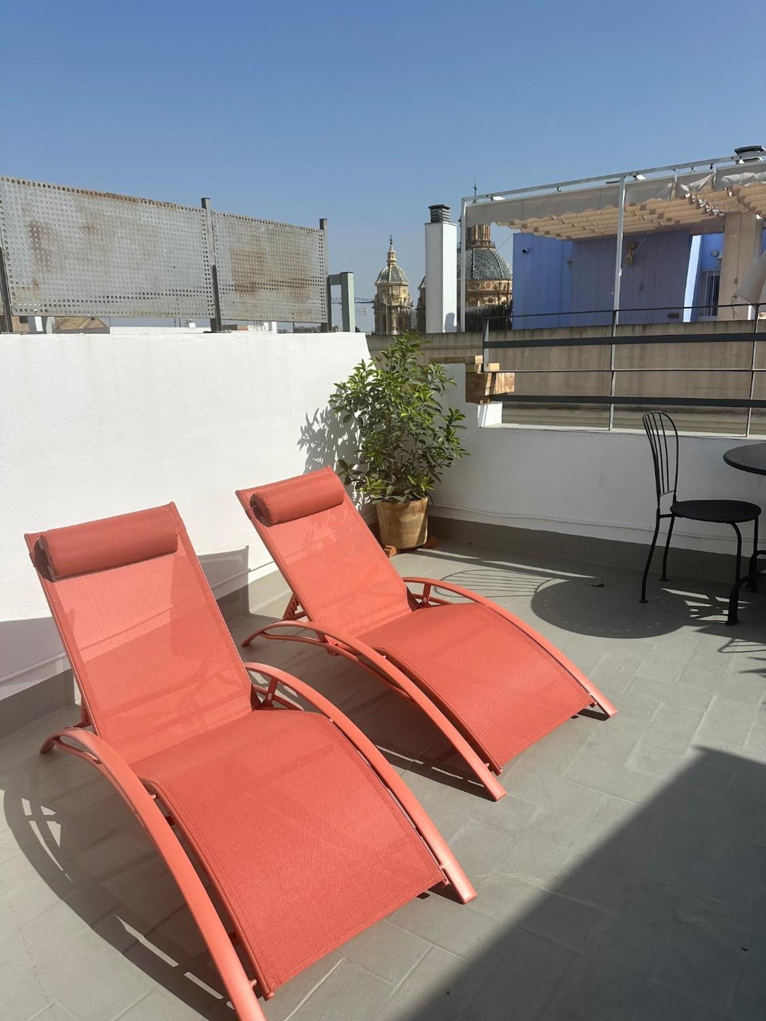 Almazen Apartamentos, Arrayan 23 Севилья Экстерьер фото