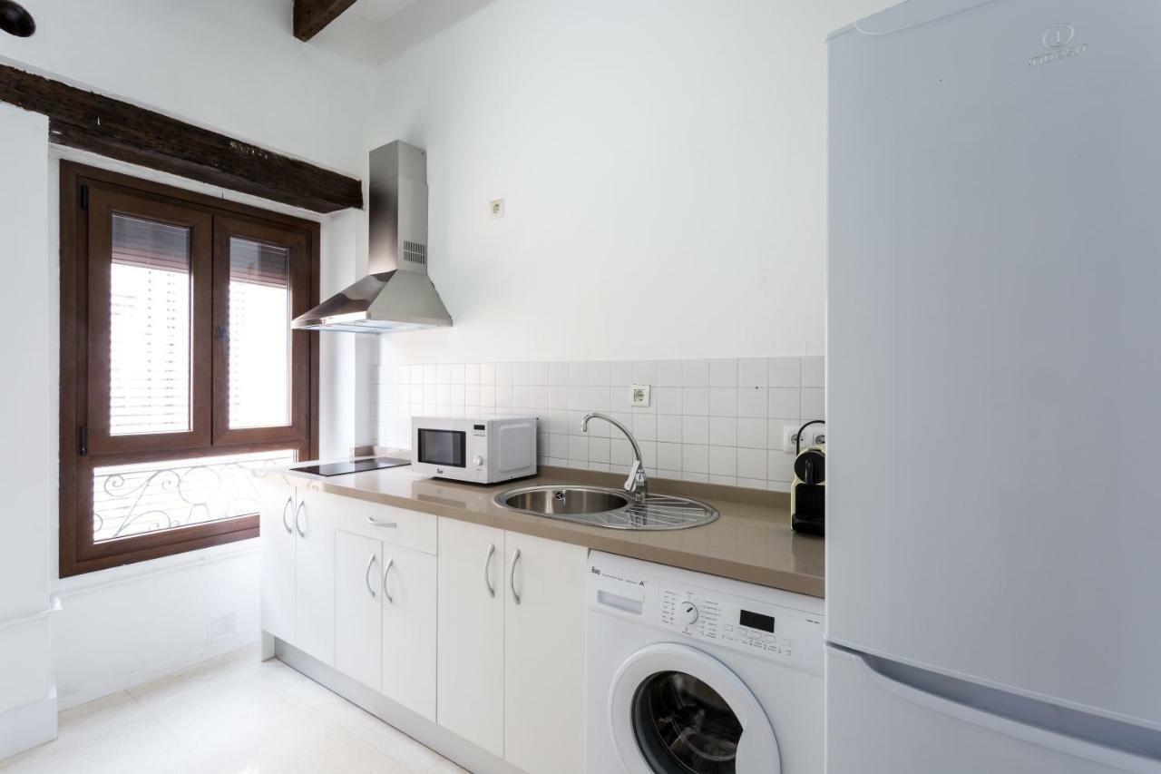 Almazen Apartamentos, Arrayan 23 Севилья Экстерьер фото