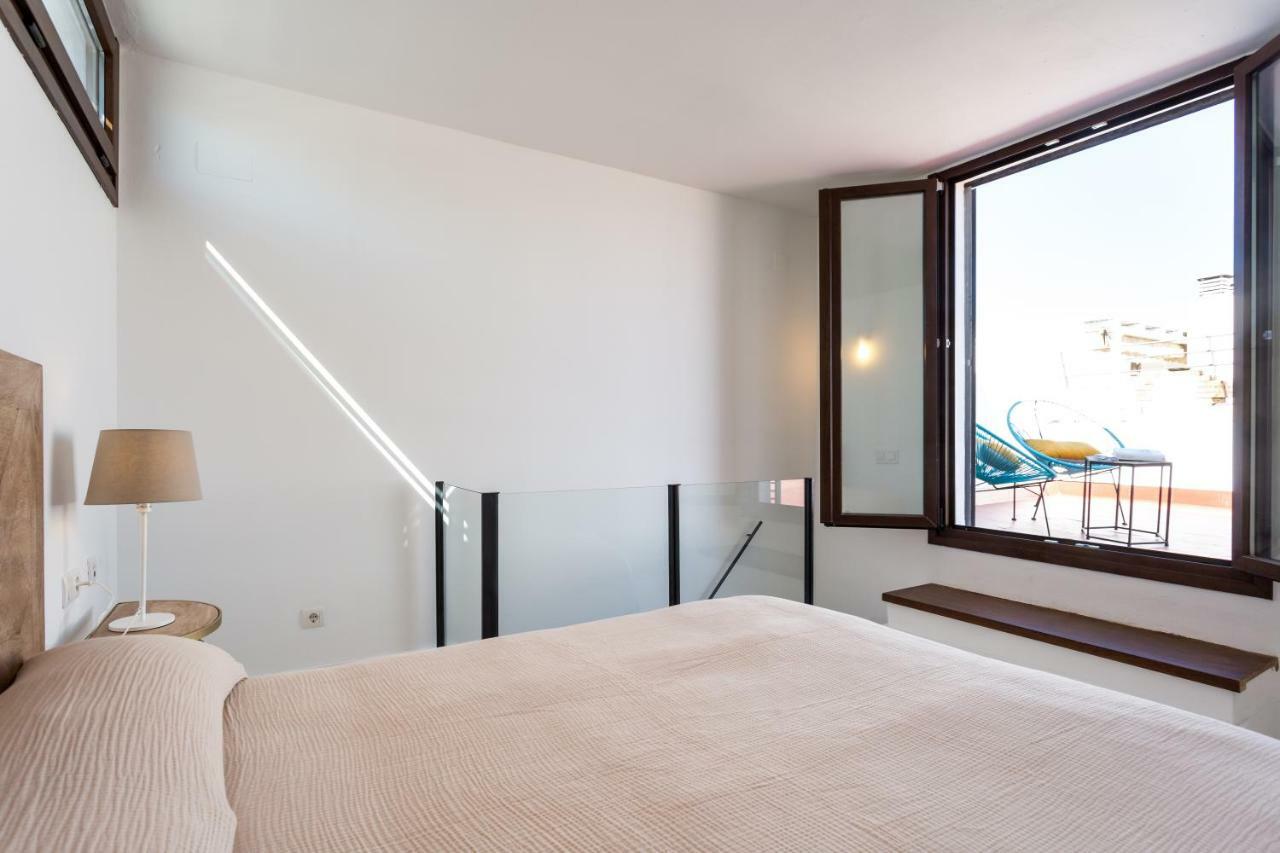 Almazen Apartamentos, Arrayan 23 Севилья Экстерьер фото