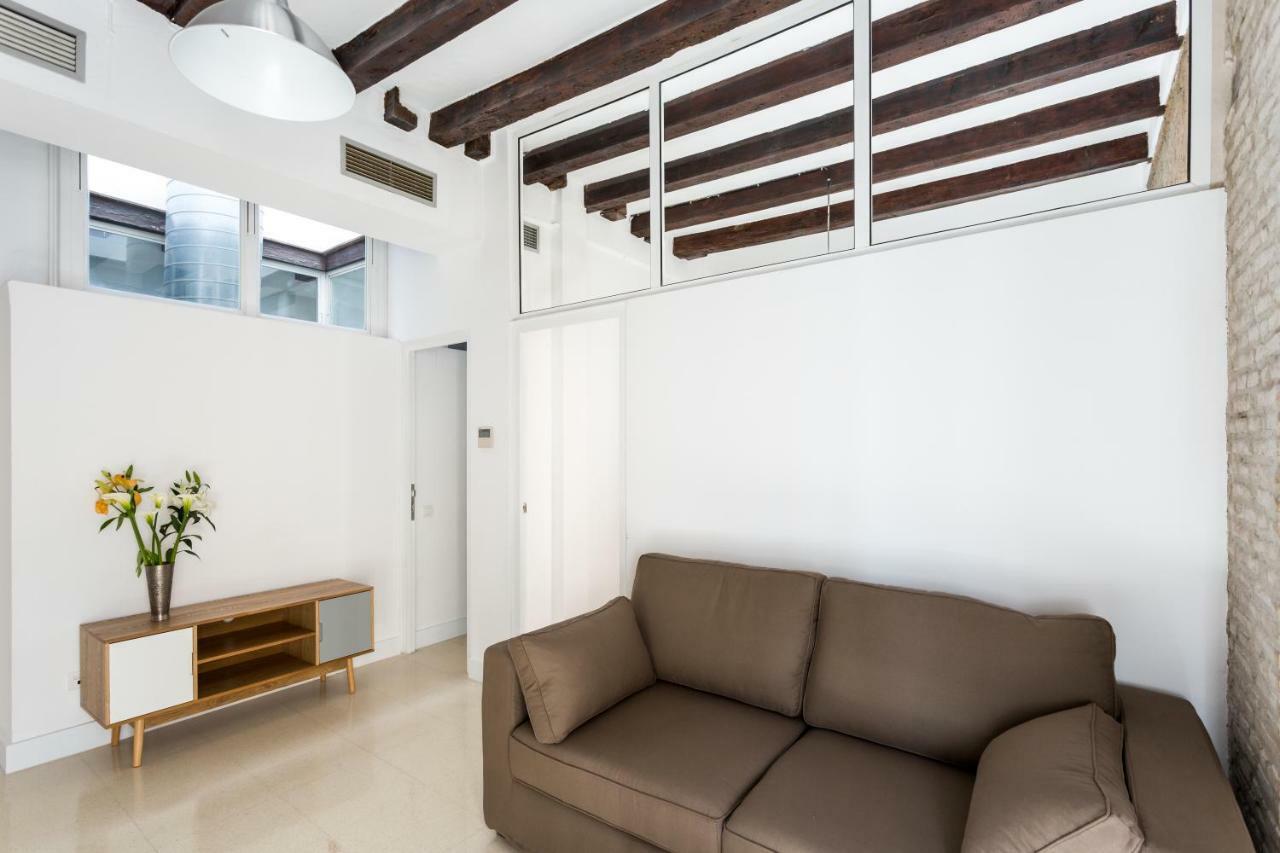 Almazen Apartamentos, Arrayan 23 Севилья Экстерьер фото