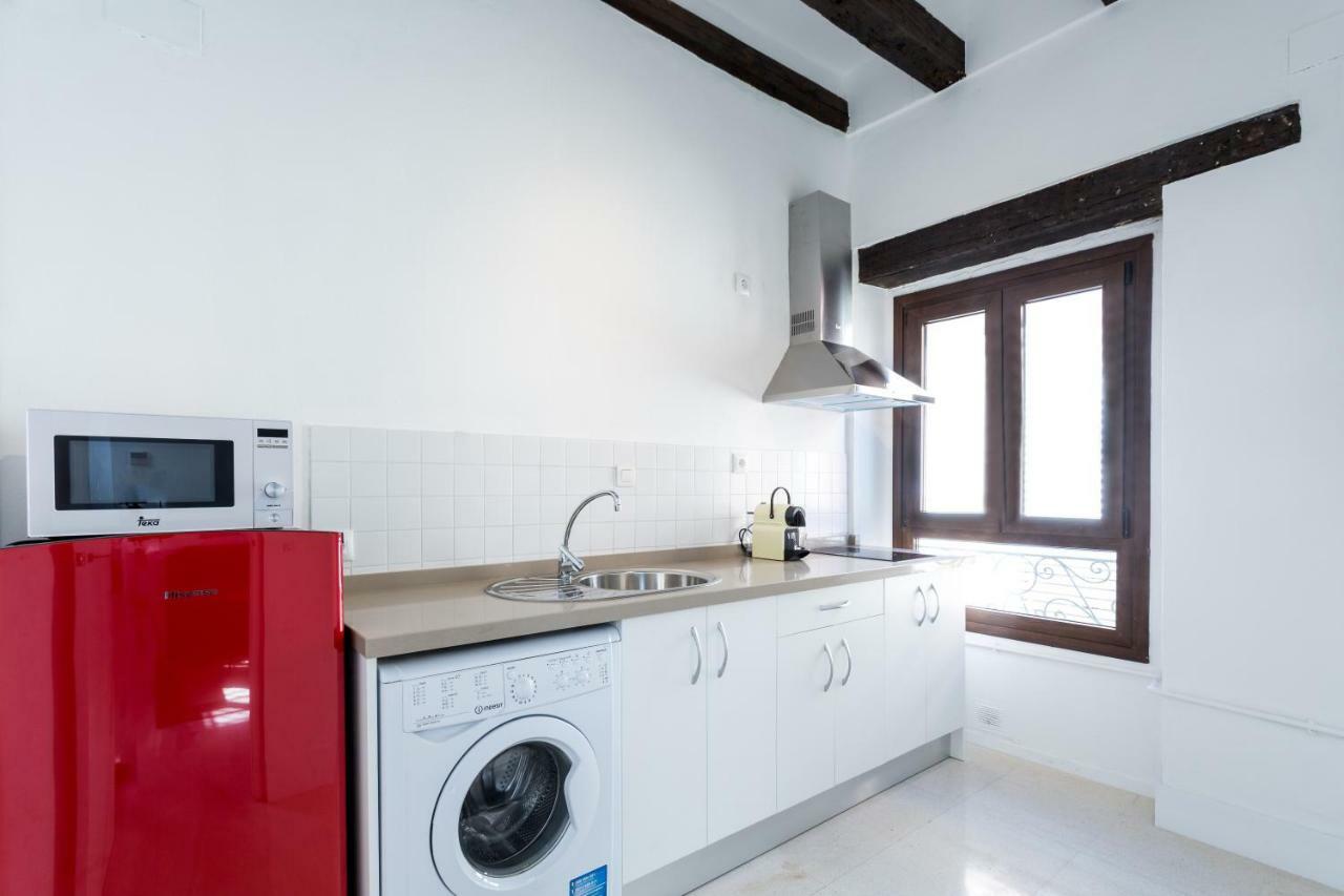 Almazen Apartamentos, Arrayan 23 Севилья Экстерьер фото