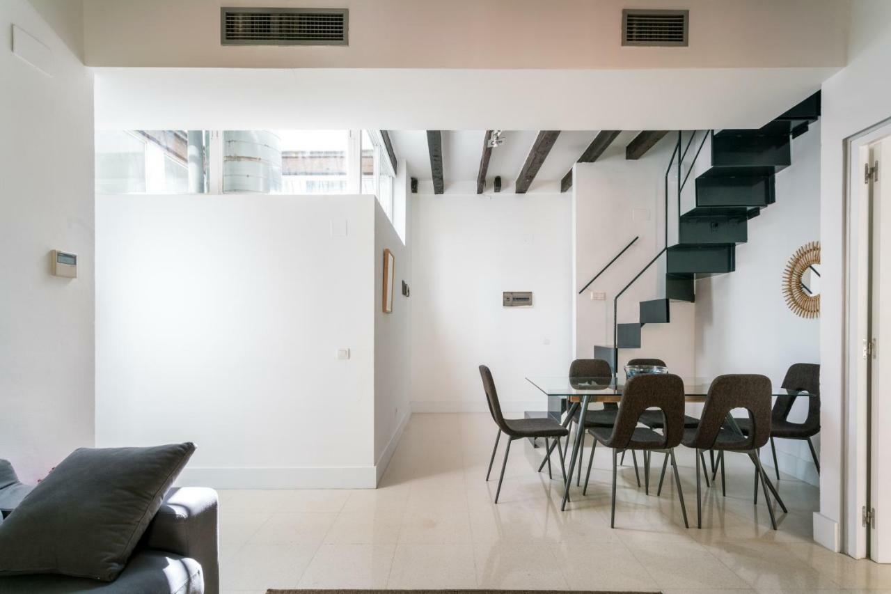 Almazen Apartamentos, Arrayan 23 Севилья Экстерьер фото