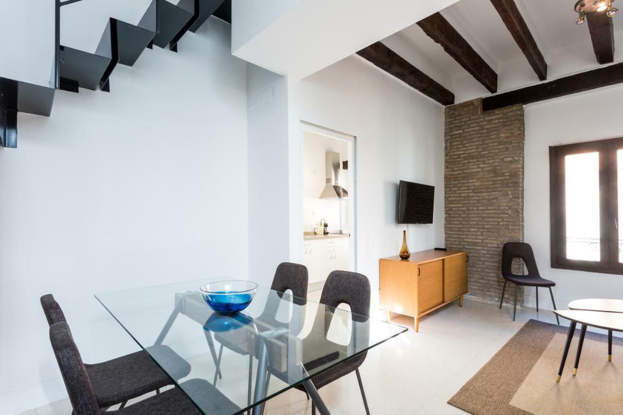 Almazen Apartamentos, Arrayan 23 Севилья Экстерьер фото