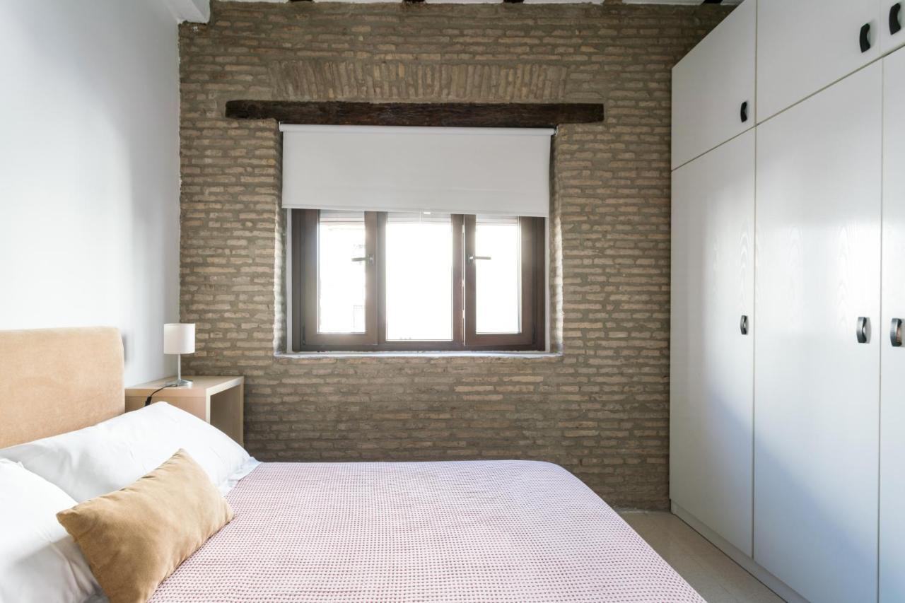 Almazen Apartamentos, Arrayan 23 Севилья Экстерьер фото